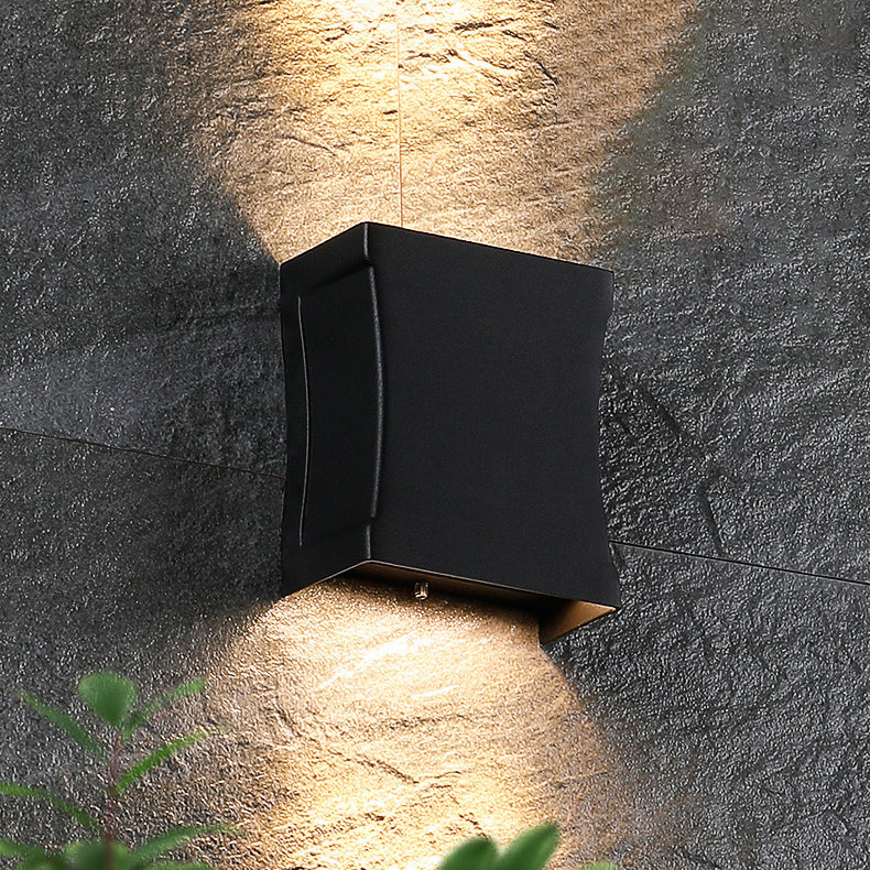 Sleek Modern Outdoor LED Wall Sconce Lamp — Waterproof Square-Column Design