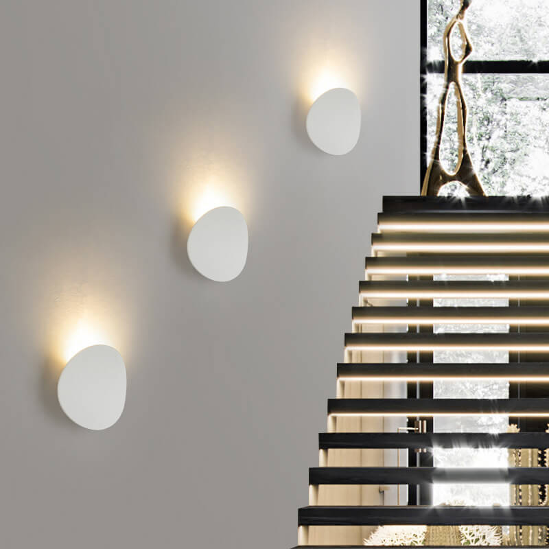 Sleek Round 1-Light LED Wall Sconce for Indoor & Outdoor Use – Minimalist Design