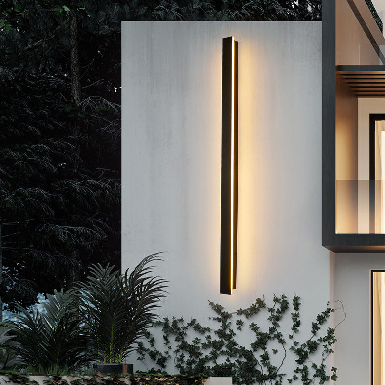 Modern Minimalist Long Rectangular LED Wall Sconce in Aluminum and Acrylic – Outdoor Garden Lighting