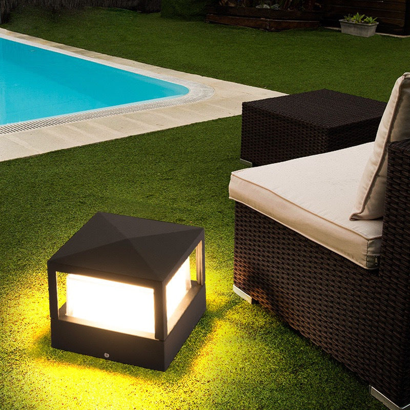 Industrial-Grade Waterproof Aluminum Cylinder LED Outdoor Landscape Light for Lawn and Garden