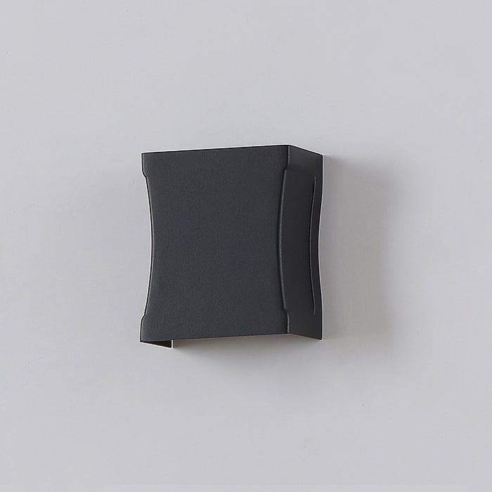 Sleek Modern Outdoor LED Wall Sconce Lamp — Waterproof Square-Column Design