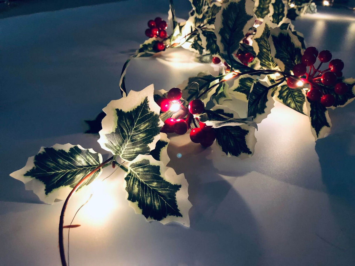 Christmas Red Fruit Rattan String Lights for Window & Patio – Perfect Party Decoration for Christmas and Thanksgiving