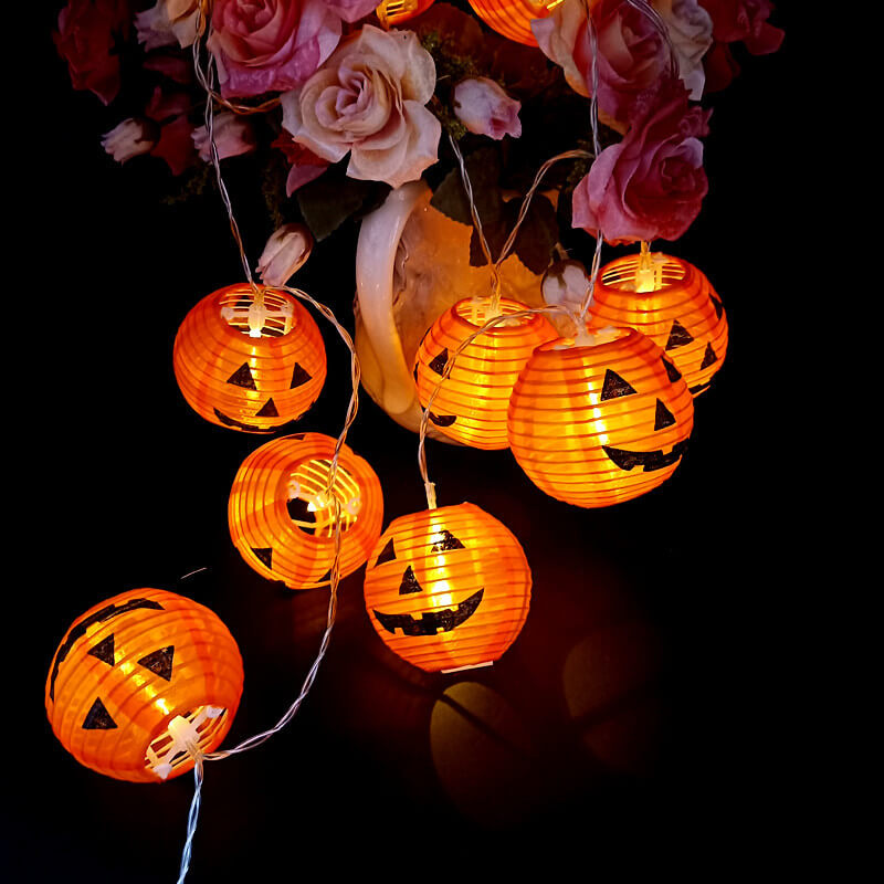 Halloween Pumpkin Lantern – Outdoor Waterproof LED Decorative String Lights for Spooky Ambience