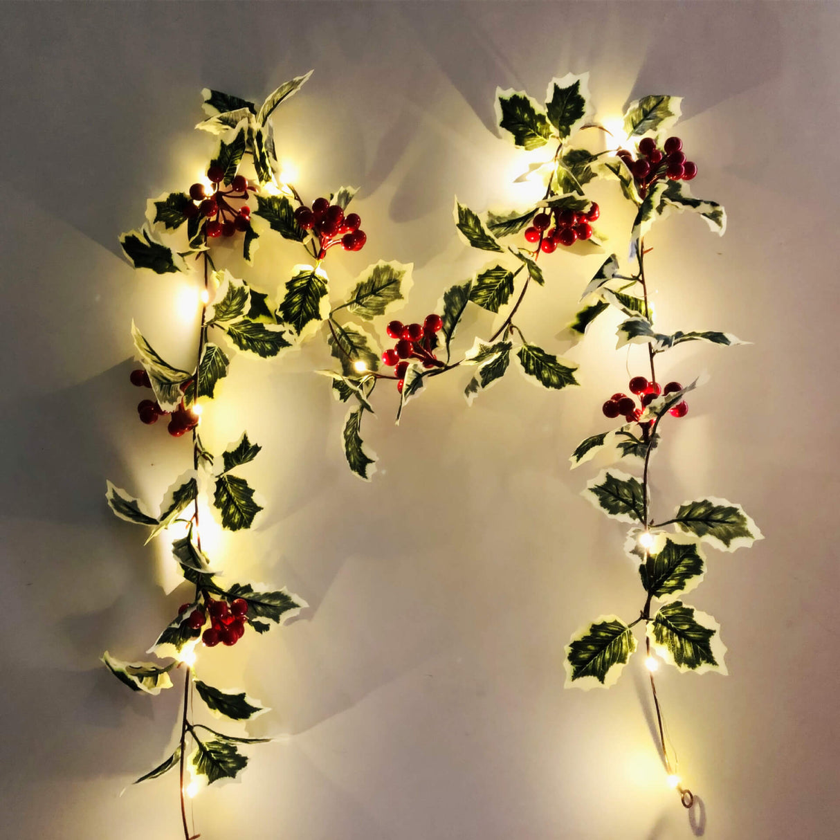 Christmas Red Fruit Rattan String Lights for Window & Patio – Perfect Party Decoration for Christmas and Thanksgiving