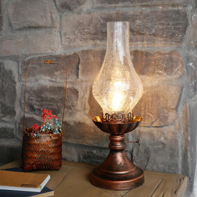 Charming Vintage Kerosene Oil Lamp – Antique 1-Light Table Lamp