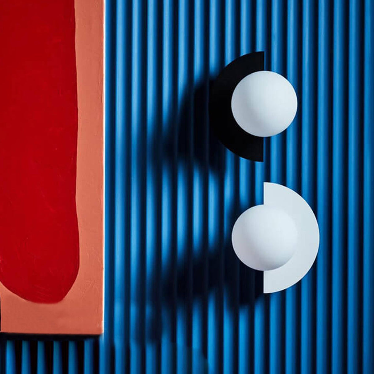 Modern Minimalist Glass Sphere Wall Sconce Lamp with Colorful Semicircle Design - 1-Light