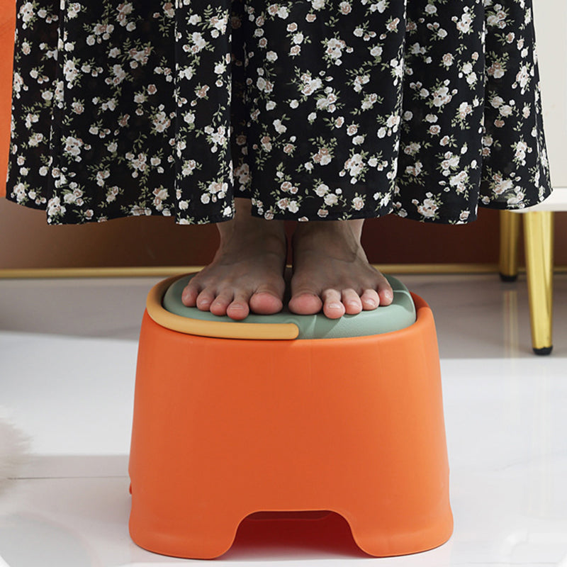 Modern Cylindrical PP Kids' Low Stool - Portable, Backless & Armless, Ideal for Living Room