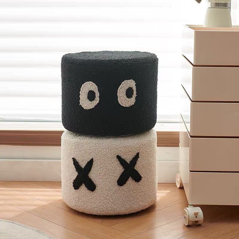 Contemporary Kids Round Lamb-Fleece Stool — Solid Wood, Multi-Layer Construction, Removable & Washable Cover, Low, Backless & Armless, Ideal for Entryways