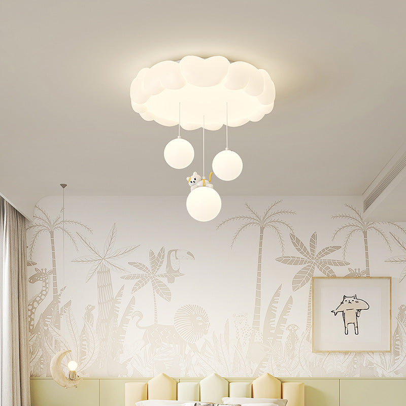 Modern Art Deco Iron-PE Heart-Shaped LED Flush Mount Ceiling Light for Kids’ Bedroom – Round Fixture