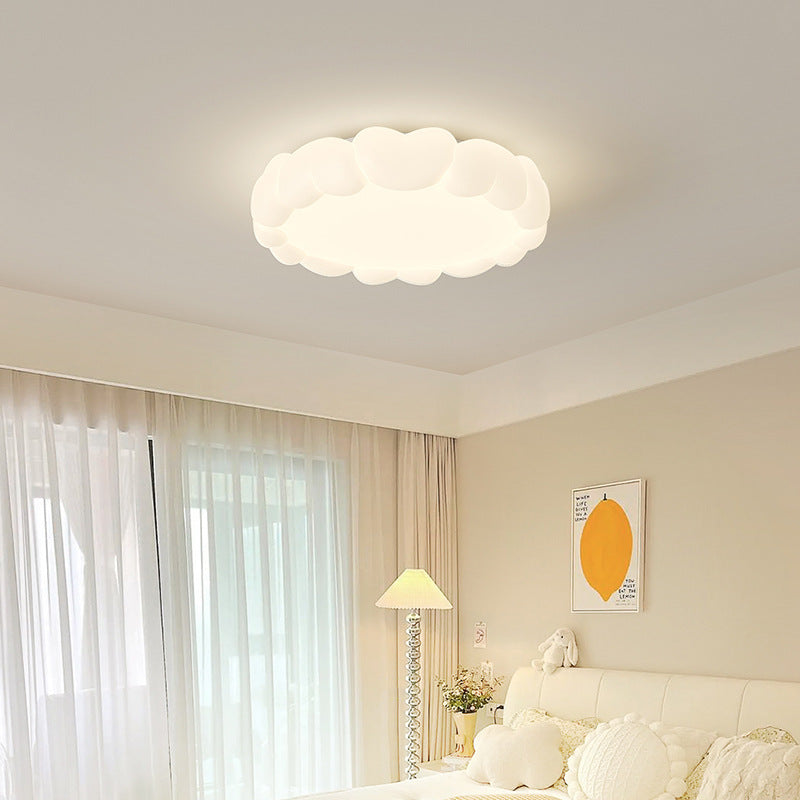 Modern Art Deco Iron-PE Heart-Shaped LED Flush Mount Ceiling Light for Kids’ Bedroom – Round Fixture