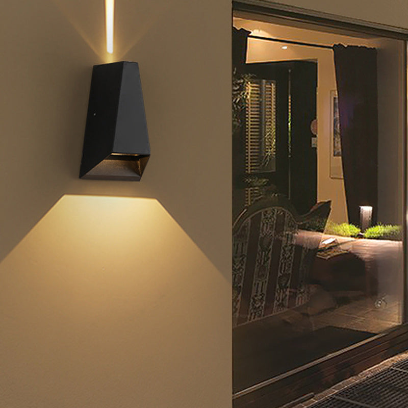 Modern Minimalist Aluminum Trapezoid LED Outdoor Wall Sconce with Up & Down Lighting for Garden