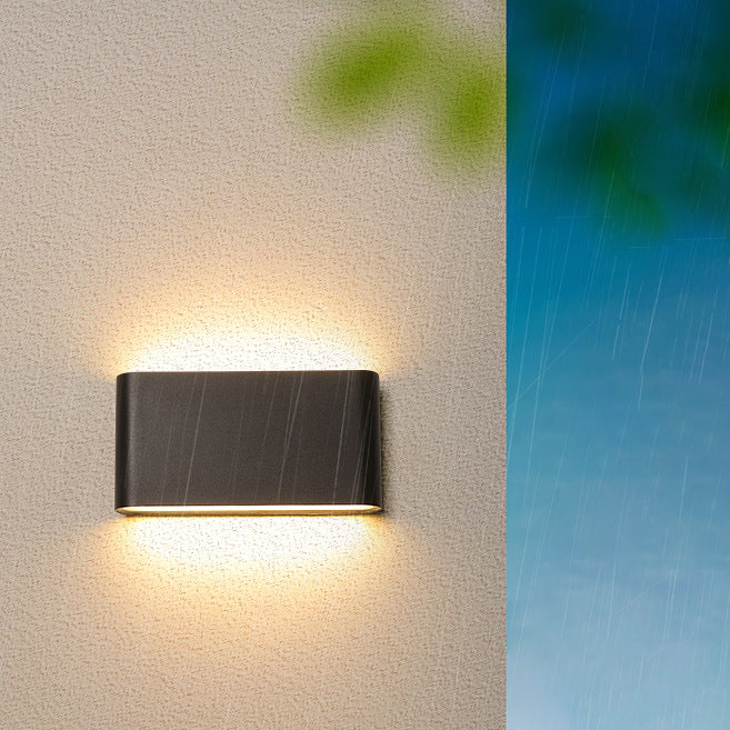 Sleek Modern Minimalist Waterproof Rectangle Aluminum LED Outdoor Wall Sconce Light for Patio