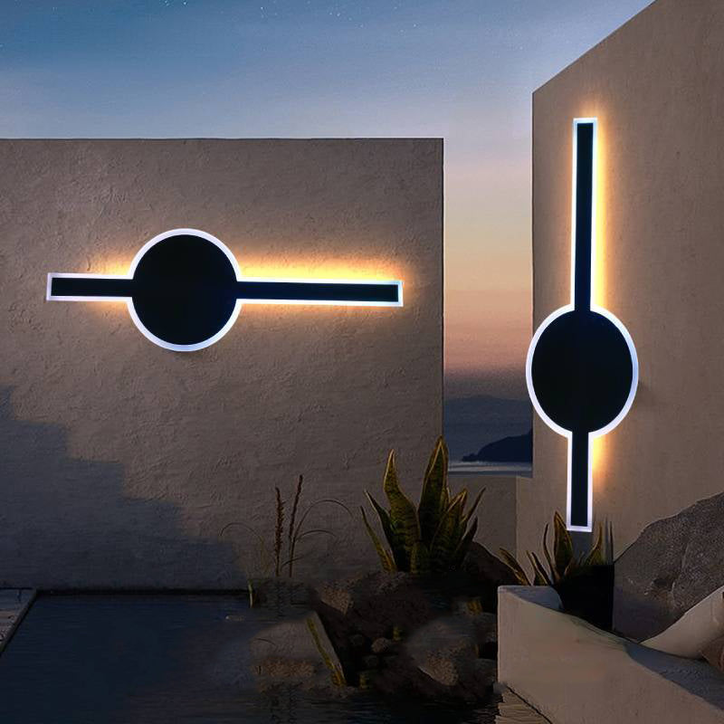 Sleek Modern Solar-Powered Wave LED Wall Sconce – Waterproof Aluminum & Acrylic Strip Lamp for Outdoor Patio