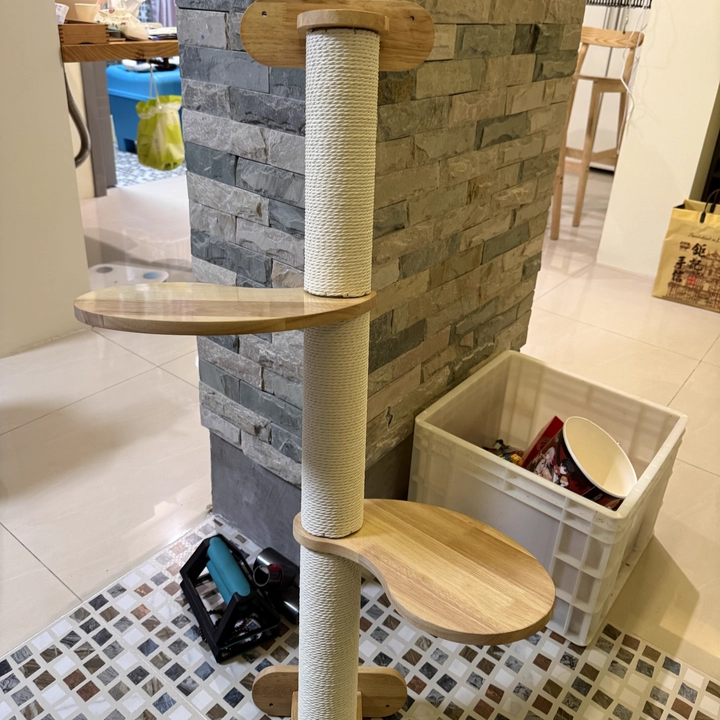 Contemporary Scandinavian Round Rubberwood Cat Tree – 3-Tier Solid Wood with Kraft Paper Rope for Living Room