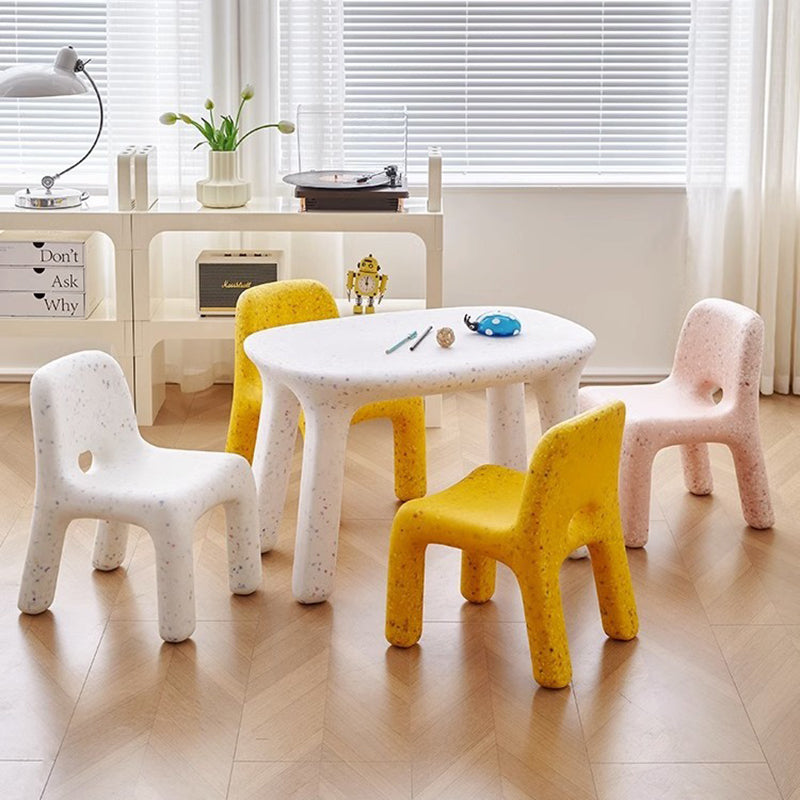 Contemporary Nordic PE Oval Kids Desk & Chair Set – Colorful, Safe & Durable for Living Room & Study
