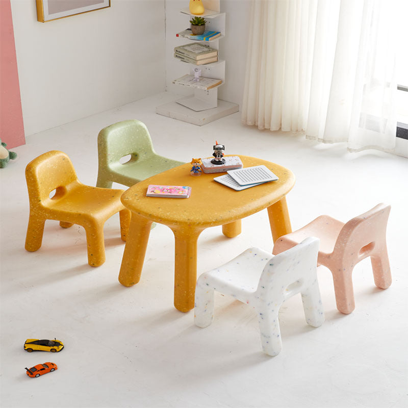 Contemporary Nordic PE Oval Kids Desk & Chair Set – Colorful, Safe & Durable for Living Room & Study