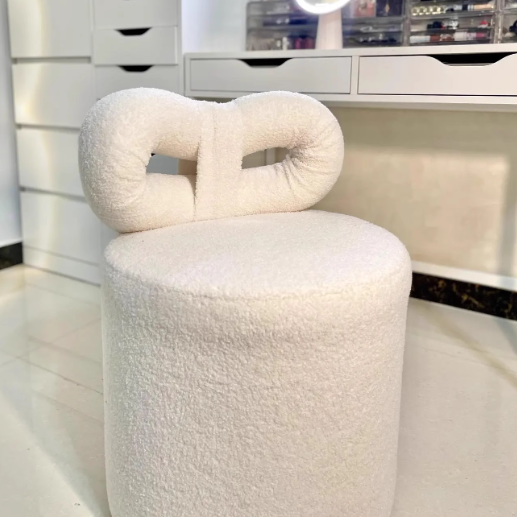Contemporary Nordic Cream Lambswool Vanity Stool – Solid Wood, Cylinder-Bow Backrest, Bedroom-Ready