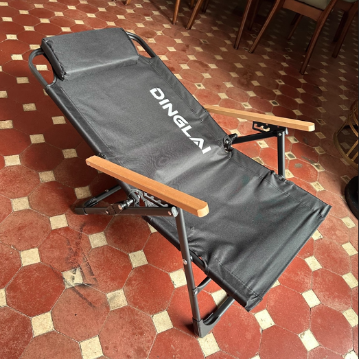Contemporary Comfort: Double-Layer Oxford Fabric Foldable Camping Chair with Adjustable Backrest and Resin Armrest for Outdoor Patio