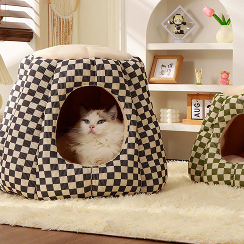 Contemporary Nordic Pineapple Crystal Flannelette PP Cotton Washable Dog & Cat Bed – One-Hole Entrance, Living Room Ready