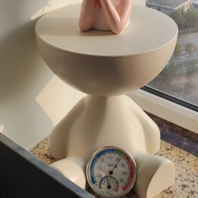 Contemporary Bear-Shaped Round Plastic Side Table for Living Room