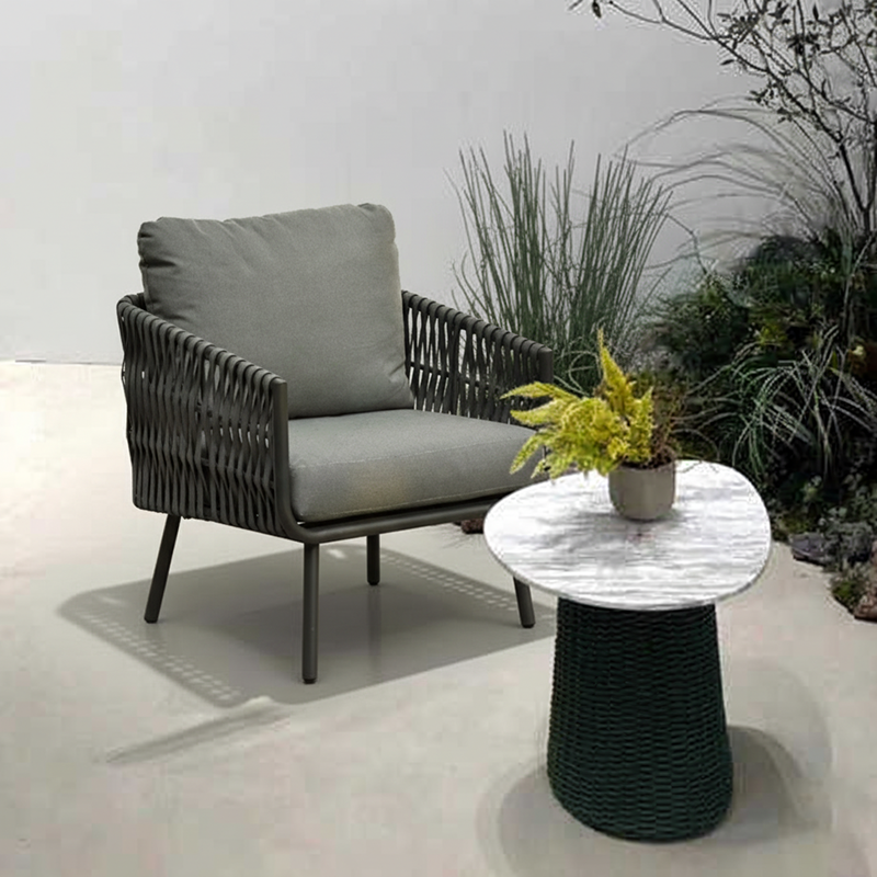 Sleek Stain-Resistant Modern Aluminum Outdoor Sofa — 1/3-Seat for Patio & Garden