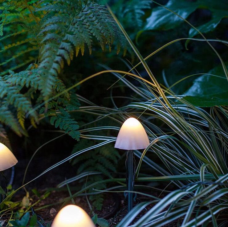 Solar-Powered Outdoor LED Mushroom String Lights for Patio