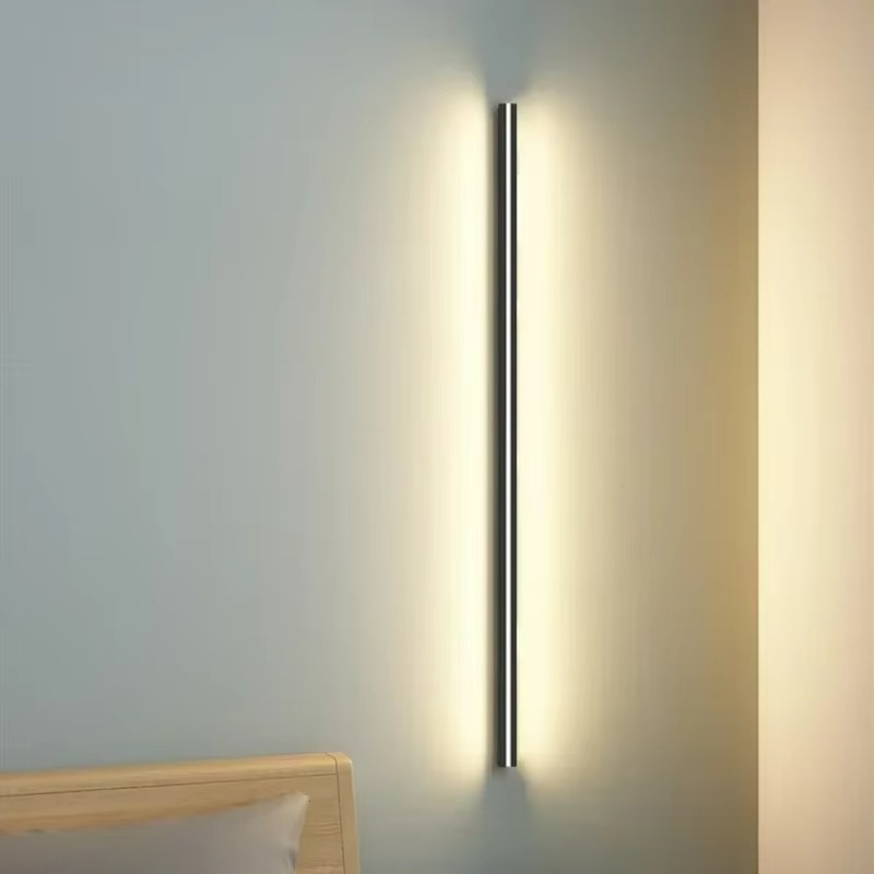 Nordic Aluminium LED Light Bar Wall Lamp - Sleek, Modern Illumination