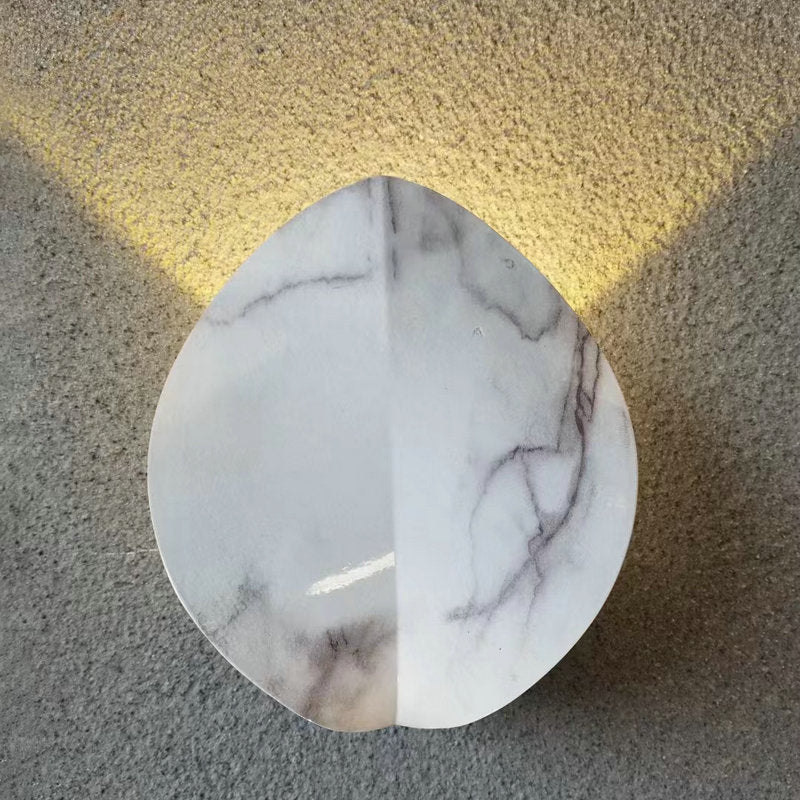 Nordic Contemporary Waterproof Aluminum LED Wall Sconce — Multishape Four-Leaf Clover Elliptical Design for Outdoor Patio