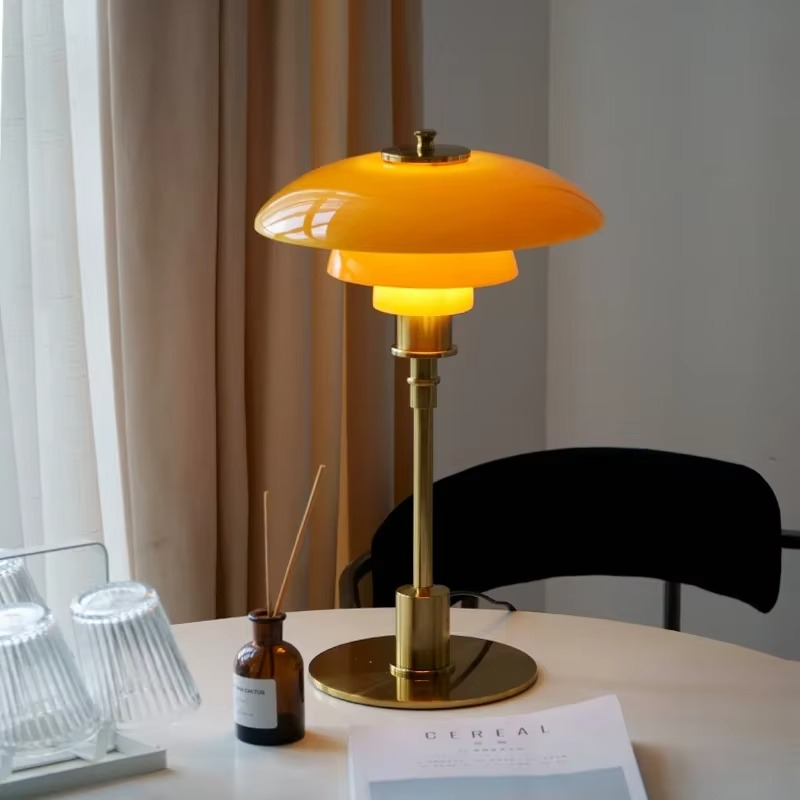 Amber Glass Table Lamp in Scandinavian Style – Warm, Minimalist Lighting for Modern Homes