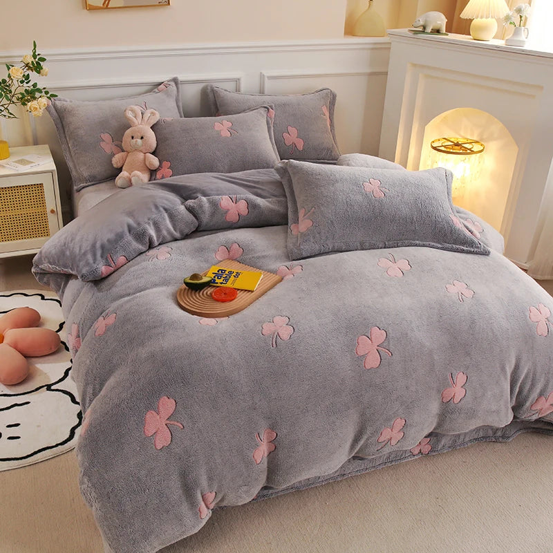Cozy Thick Fleece Flannel Winter Duvet Cover Set β Ultra-Warm, Soft & Snug Bedding