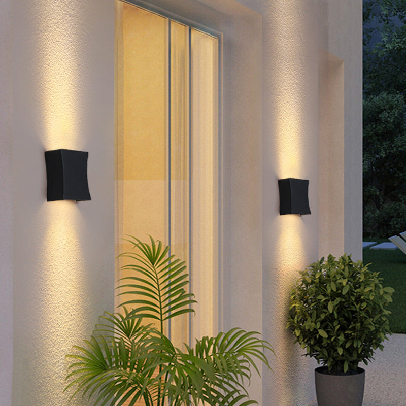 Sleek Modern Outdoor LED Wall Sconce Lamp — Waterproof Square-Column Design
