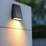 Modern Minimalist Solar LED Wall Sconce - Rectangular-Trapezoidal Design, ABS/PC Housing, Outdoor Garden Lamp