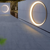 Sleek Modern Minimalist Crescent-Circle Stainless Steel LED Wall Sconce – Waterproof, Ideal for Outdoor Patio