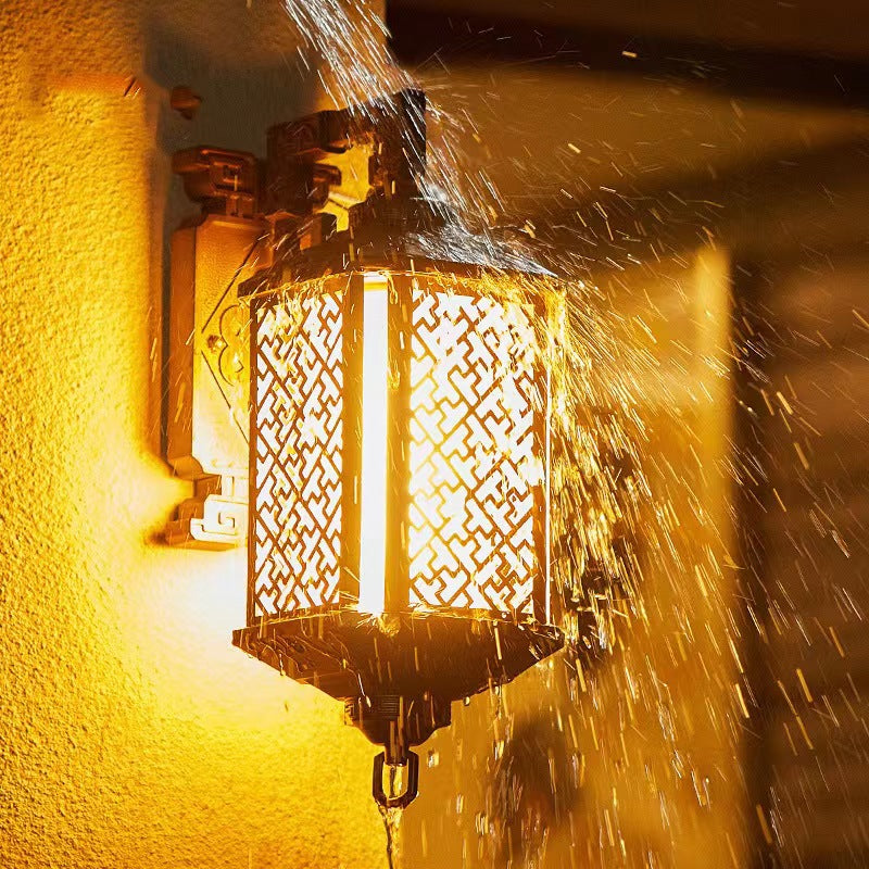 Traditional Chinese Pagoda-Style Brushed Aluminum 1-Light Wall Sconce for Outdoor Patio