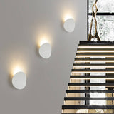 Sleek Round 1-Light LED Wall Sconce for Indoor & Outdoor Use – Minimalist Design