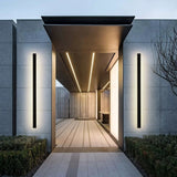 Modern Minimalist Long Rectangular LED Wall Sconce in Aluminum and Acrylic – Outdoor Garden Lighting