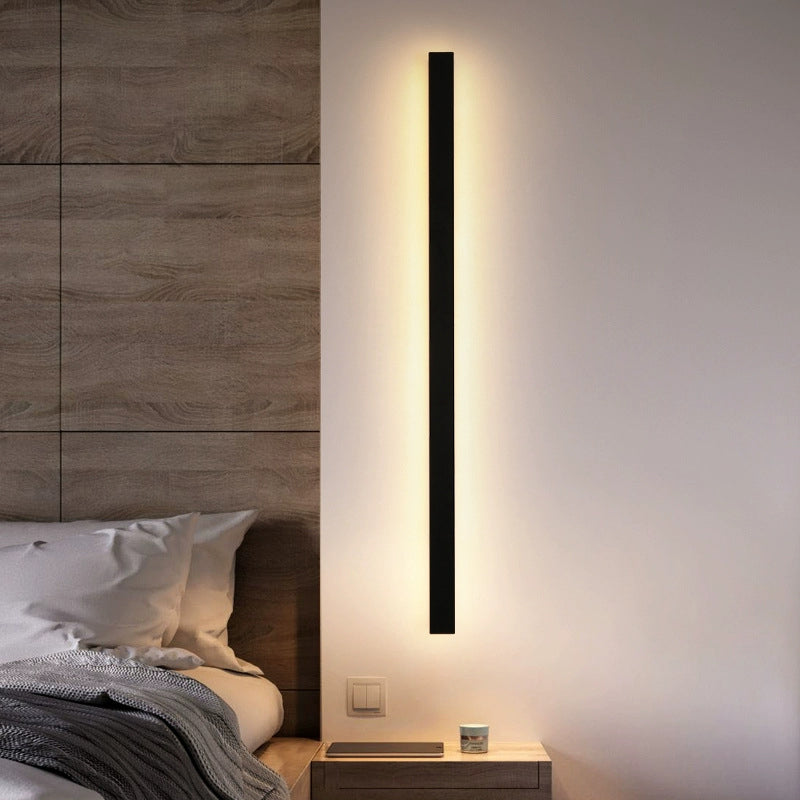 Modern Minimalist Long Rectangular LED Wall Sconce in Aluminum and Acrylic – Outdoor Garden Lighting