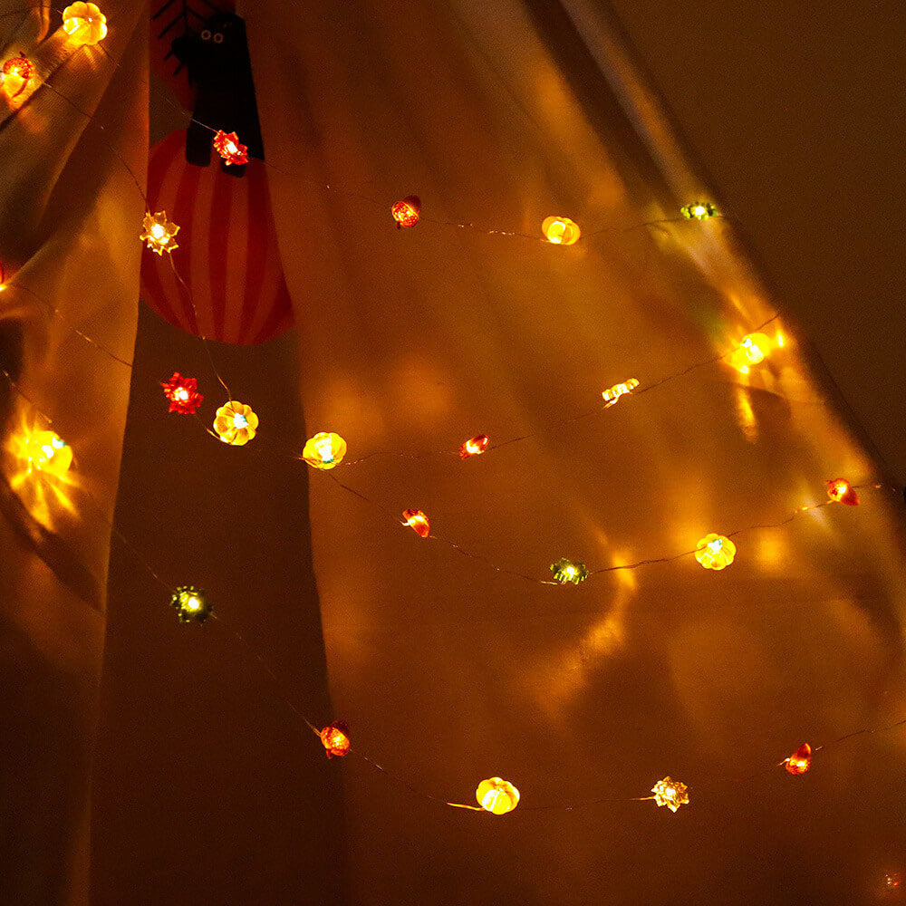 Modern Thanksgiving Maple, Acorn & Pumpkin Decor with 30 LED String Lights