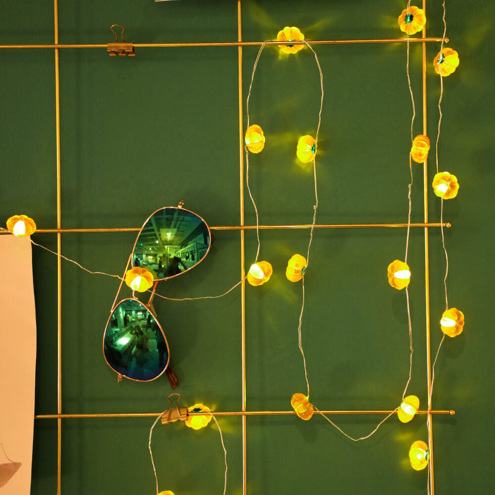 Modern Thanksgiving Maple, Acorn & Pumpkin Decor with 30 LED String Lights
