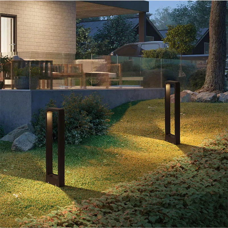 Elegant Modern Ground Garden Light with Durable Weather-Resistant Construction