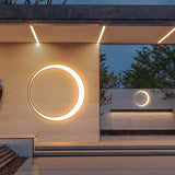 Sleek Modern Minimalist Crescent-Circle Stainless Steel LED Wall Sconce – Waterproof, Ideal for Outdoor Patio