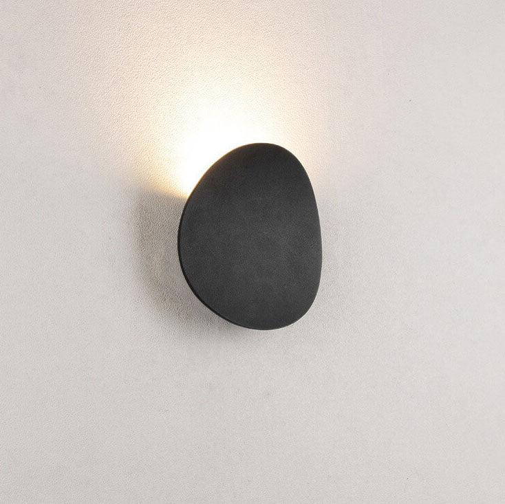 Sleek Round 1-Light LED Wall Sconce for Indoor & Outdoor Use – Minimalist Design