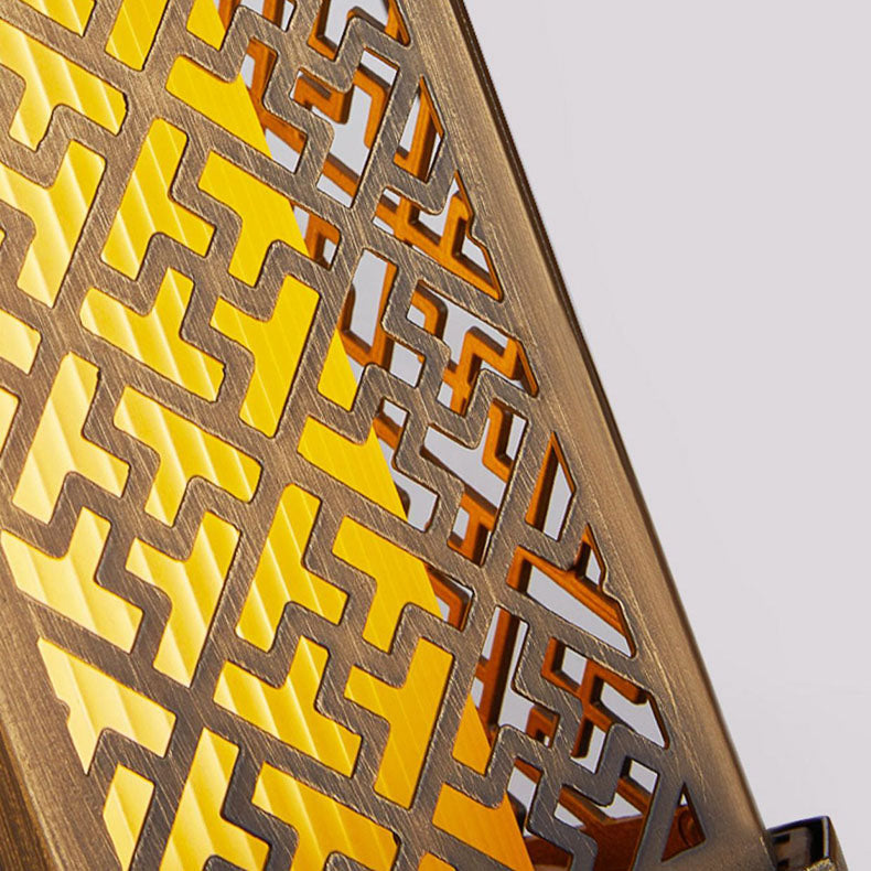 Traditional Chinese Pagoda-Style Brushed Aluminum 1-Light Wall Sconce for Outdoor Patio