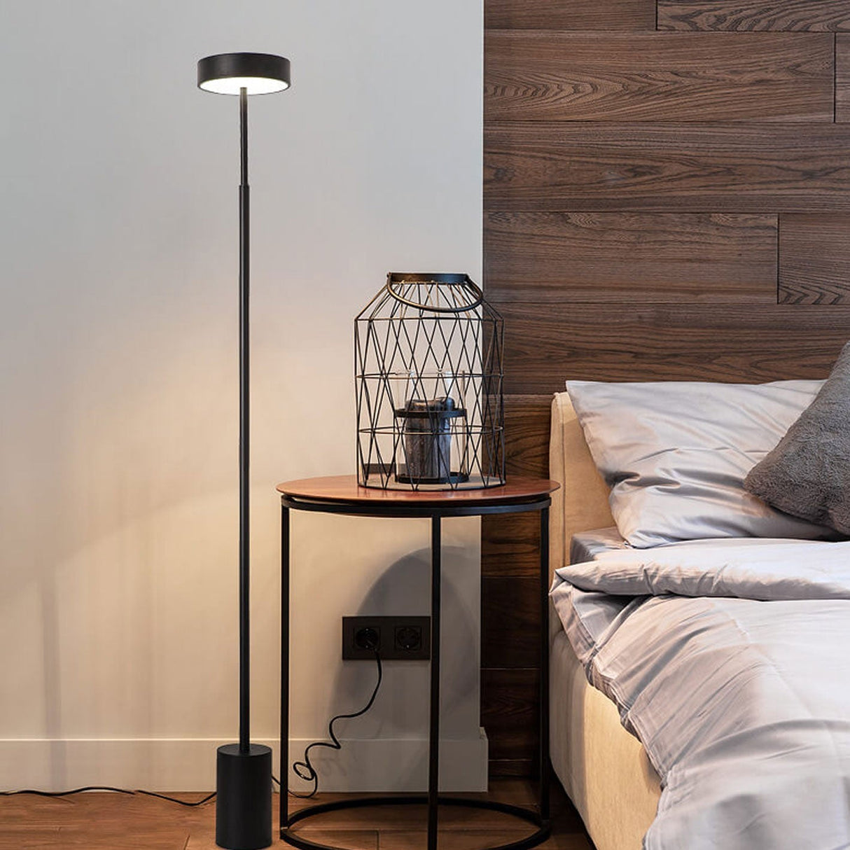 Nordic Minimalist LED Column Floor Lamp – Sleek Tall Standing Light for Modern Homes