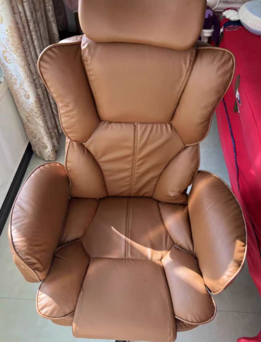 Luxurious Contemporary Gaming Chair with Faux Leather Upholstery and Square Fabric Detail, Adjustable Backrest and Footrest — Ideal for Study