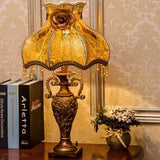 European Vintage Fabric 1-Light Table Lamp – Antique-Style Elegance for Classic Interiors