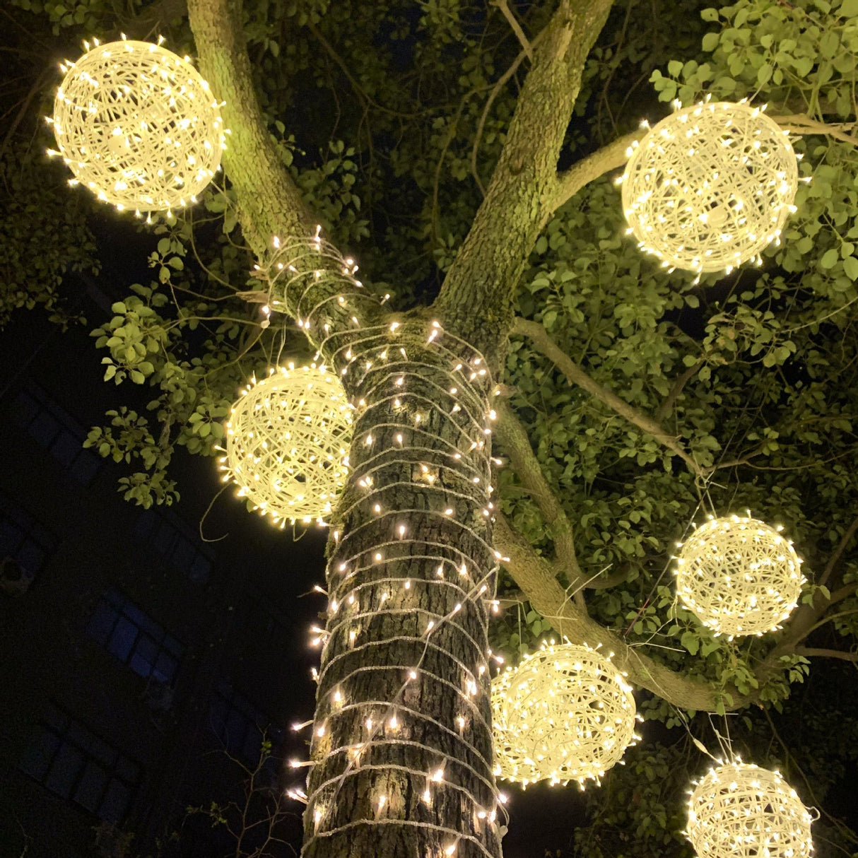Twisted Ball LED Outdoor Hanging Light – Waterproof, Decorative Garden Light