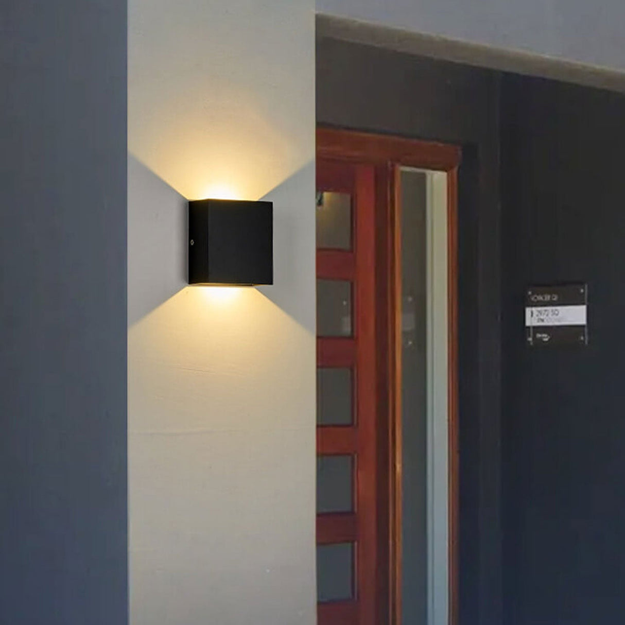 Contemporary Square LED Wall Sconce with Body Sensor – Modern Minimalist Lighting