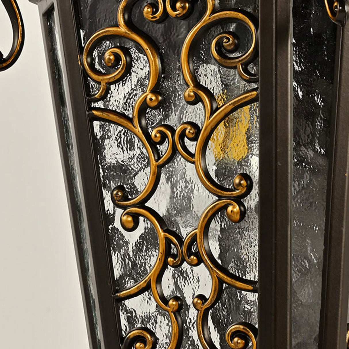 European Palace Outdoor Waterproof 1-Light Wall Sconce Lamp – Elegant Exterior Lighting