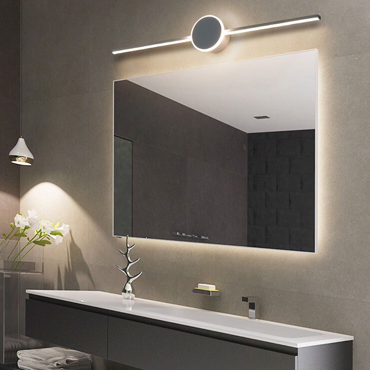 Nordic Minimalist Long-Disc LED Vanity Light Wall Sconce – Modern, Energy-Efficient Illumination